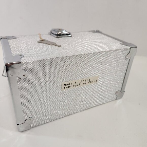 International Silver Co Metallic Vinyl Travel Case Metal Trim Hardshell w/ Box - Picture 7 of 15